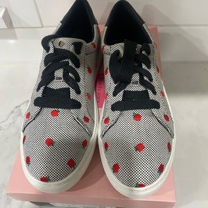Ladies like new Kate Spade shoes size 9.5